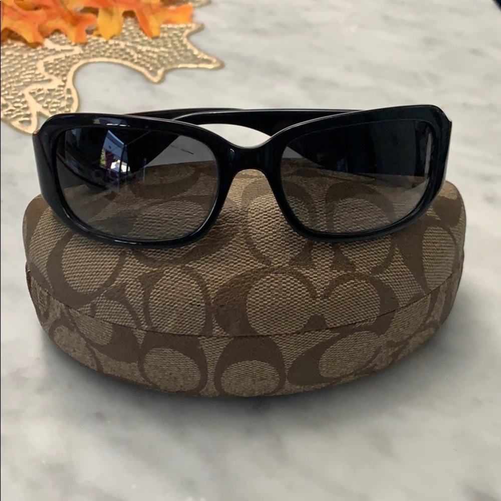 COACH Woman’s Lexi 5493 sunglasses
